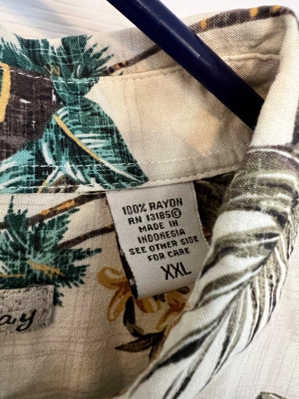 Batik Bay Hawaiian Shirt XXL Tropical Print Short Sleeve Button Down - Picture 6 of 9